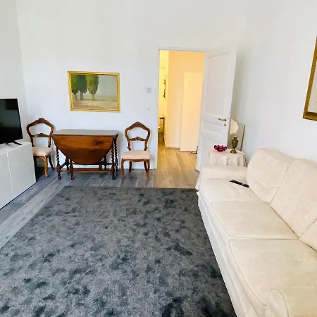 Cozy 2 Bedroom In The Centre Of Near The Croisette *