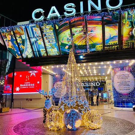 Cozy 2 Bedroom In The Centre Of Near The Croisette Cannes